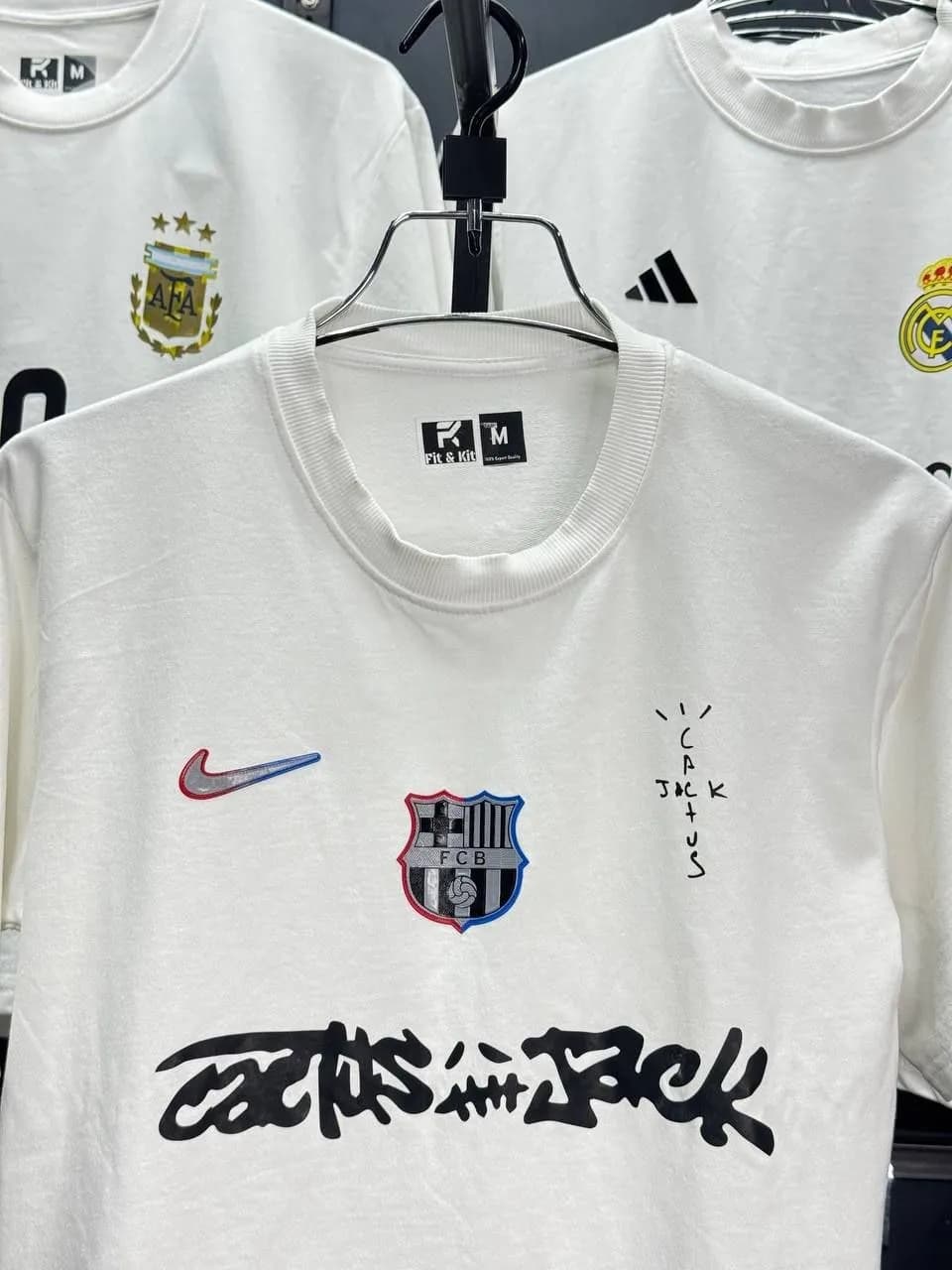 Barcelona X Traviscot Edition Drop Shoulder T-Shirt